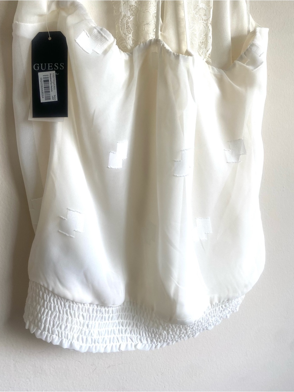 NWT Guess Ivory Lace Back Halter Blouse Sleeveless Smocked Hem Top M - Picture 8 of 9